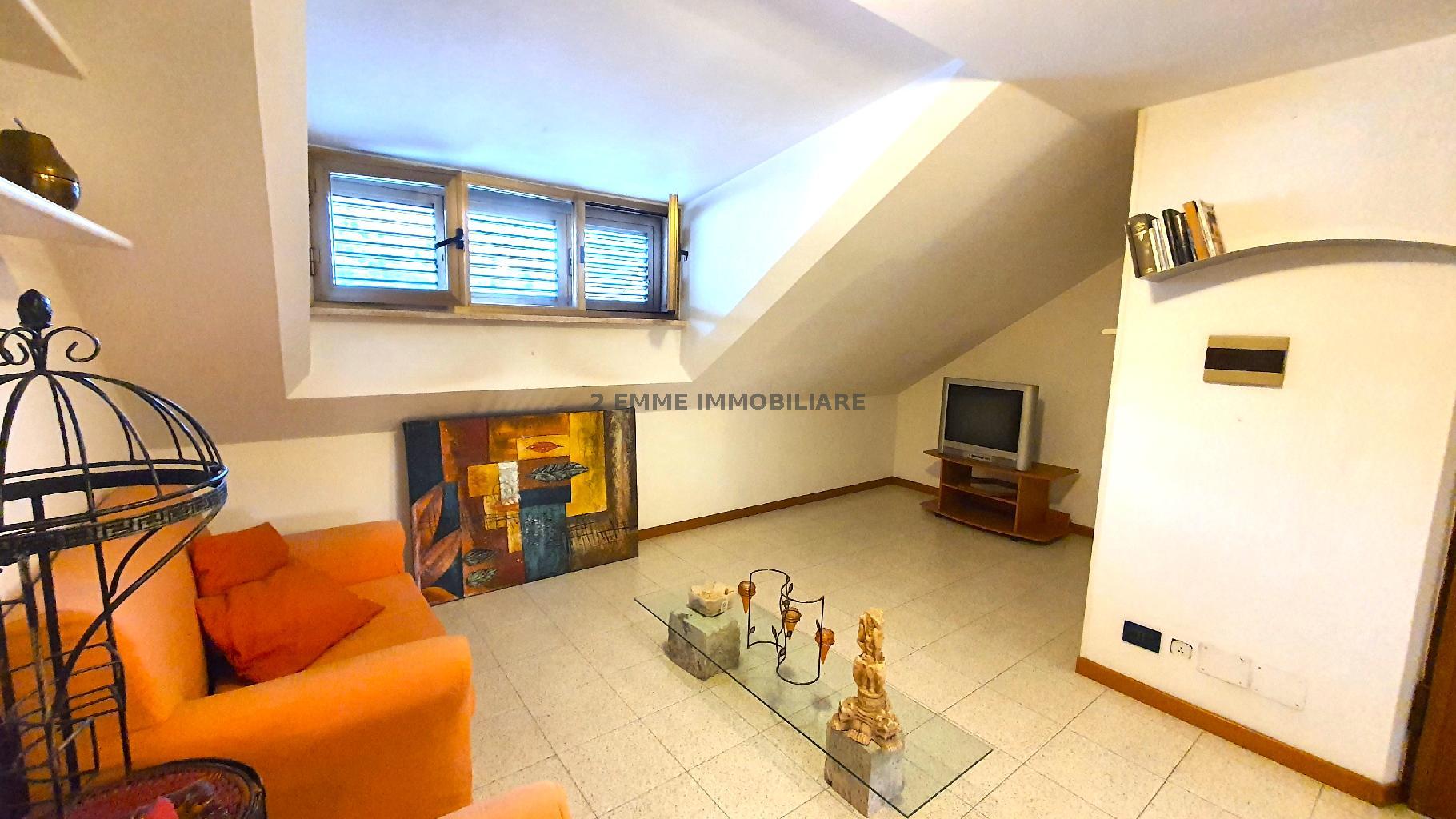 5139 - MANSARDA VENDITA ASCOLI PICENO ZONA BRECCIAROLO - € 39.000 17