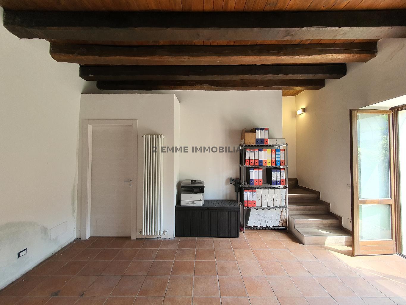 5187 - CIELO-TERRA VENDITA ASCOLI PICENO ZONA BORGO SOLESTA' - TRATTATIVA RISERVATA 22
