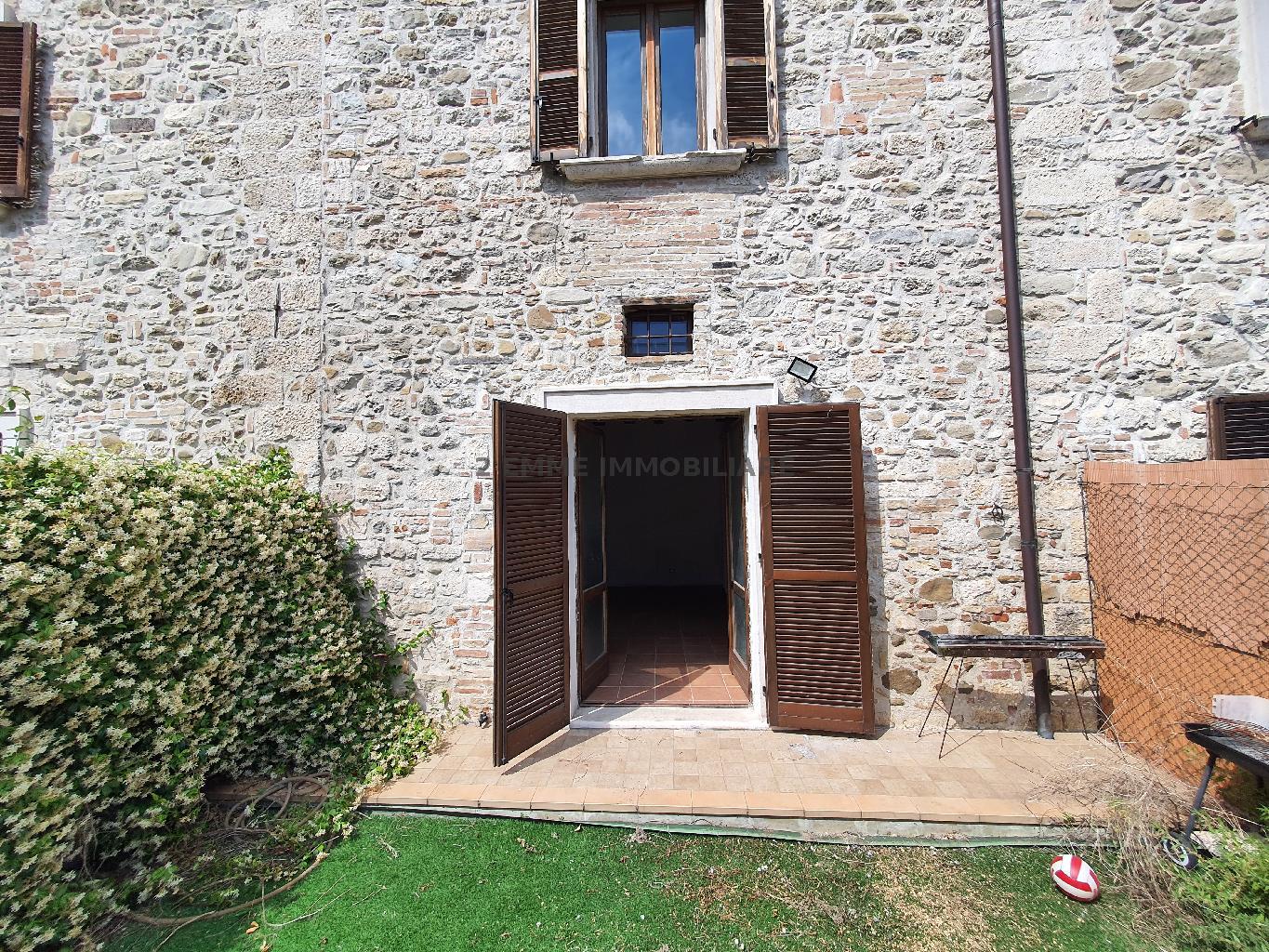 5187 - CIELO-TERRA VENDITA ASCOLI PICENO ZONA BORGO SOLESTA' - TRATTATIVA RISERVATA 28
