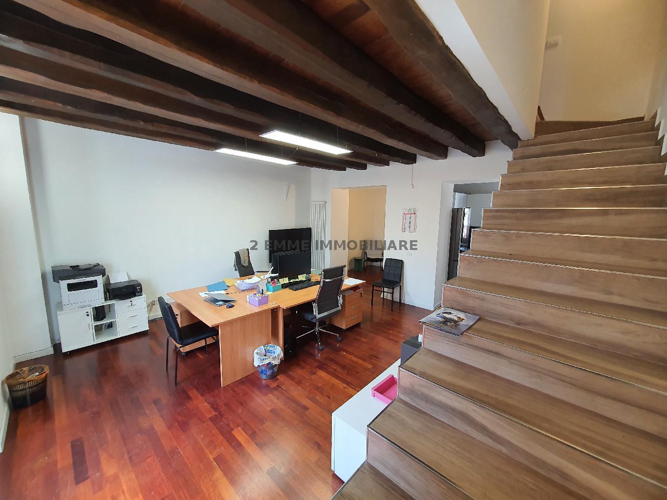 5187 - CIELO-TERRA VENDITA ASCOLI PICENO ZONA BORGO SOLESTA' - TRATTATIVA RISERVATA 31