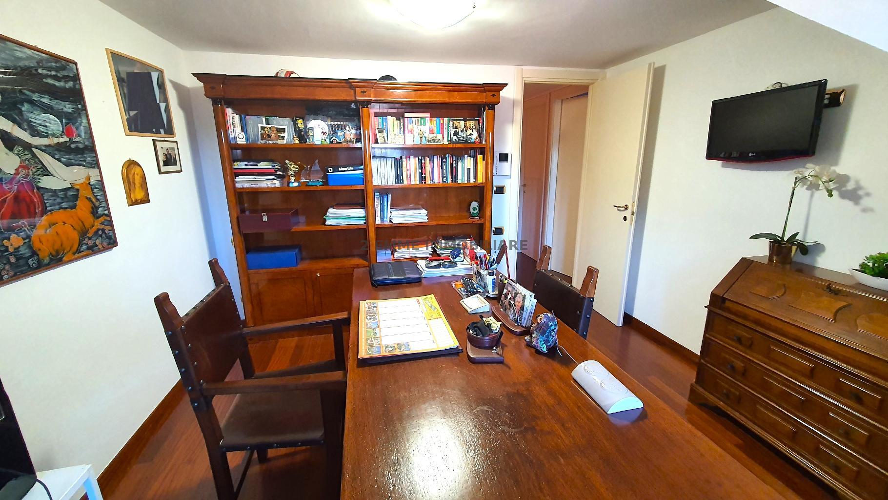5190 - VILLETTA A SCHIERA VENDITA ASCOLI PICENO ZONA MONTICELLI - € 288.000 10