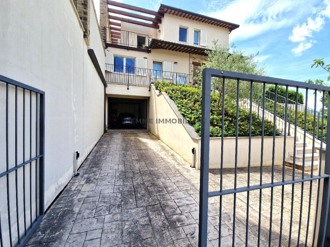 5193 - VILLA VENDITA ASCOLI PICENO ZONA CAMPO PARIGNANO - € 640.000 34
