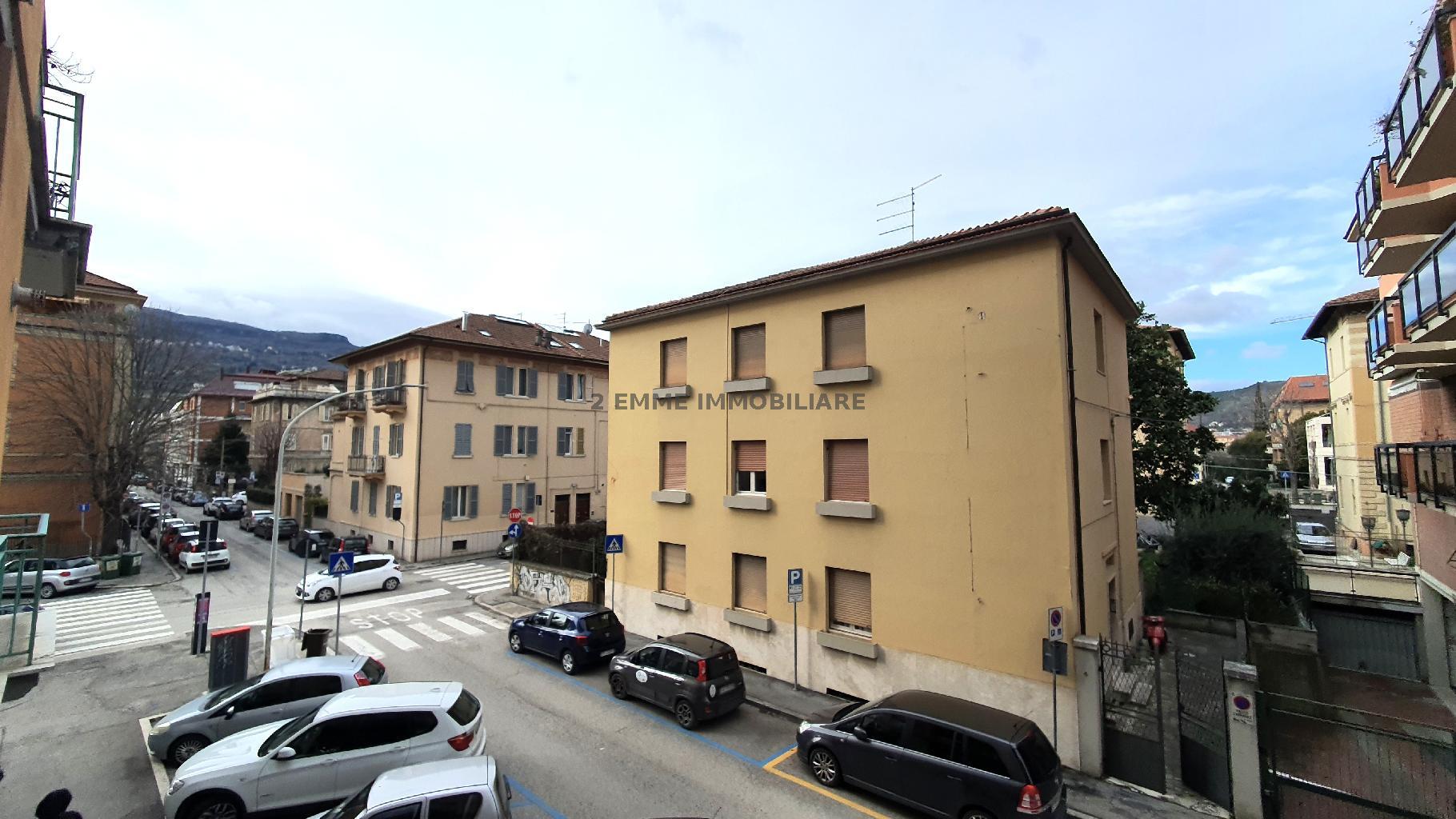 5203 - APPARTAMENTO VENDITA ASCOLI PICENO ZONA CAMPO PARIGNANO - TRATTATIVA RISERVATA 3