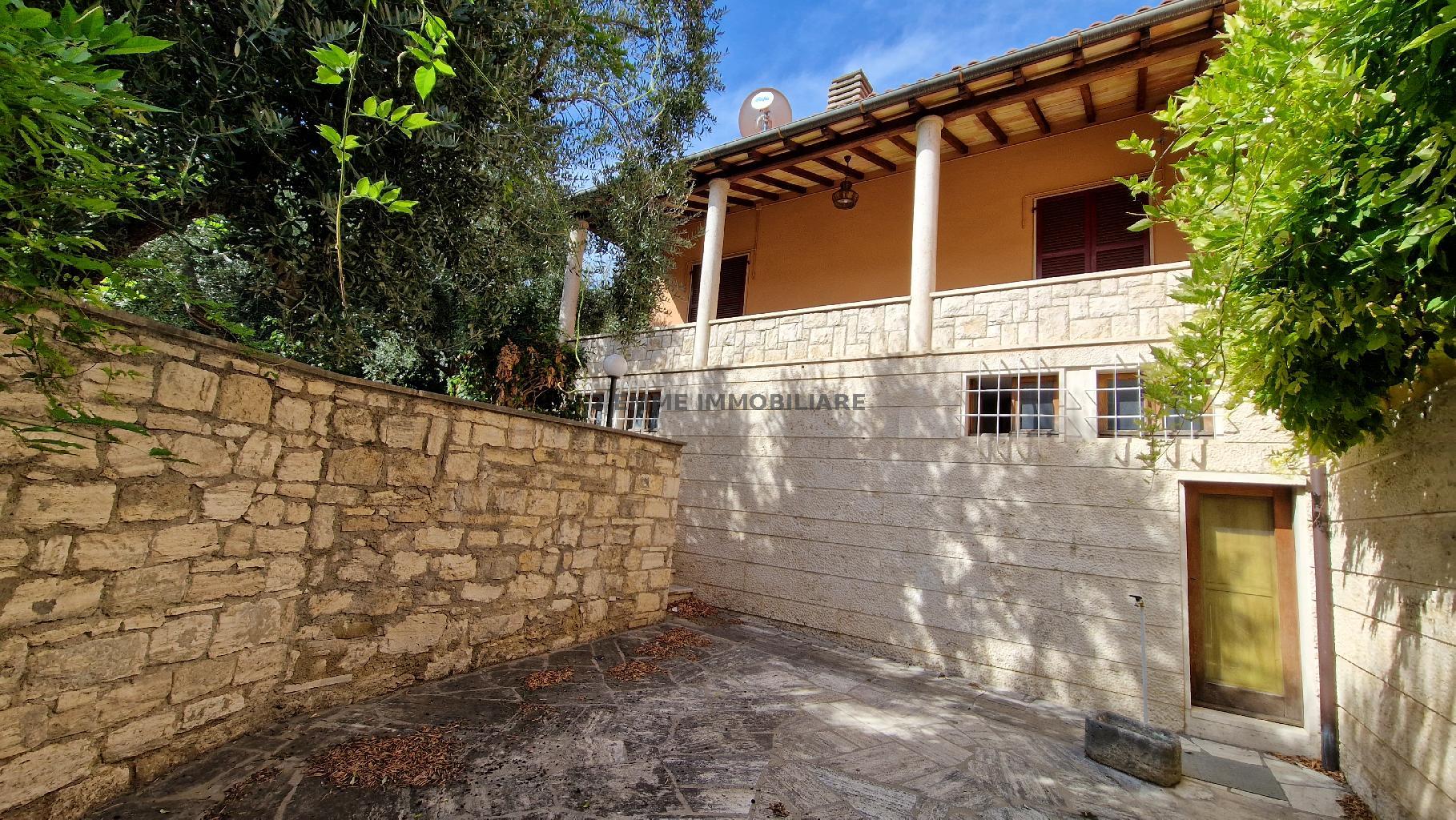 5262 - VILLA VENDITA ASCOLI PICENO ZONA CENTRO STORICO - € 340.000 12