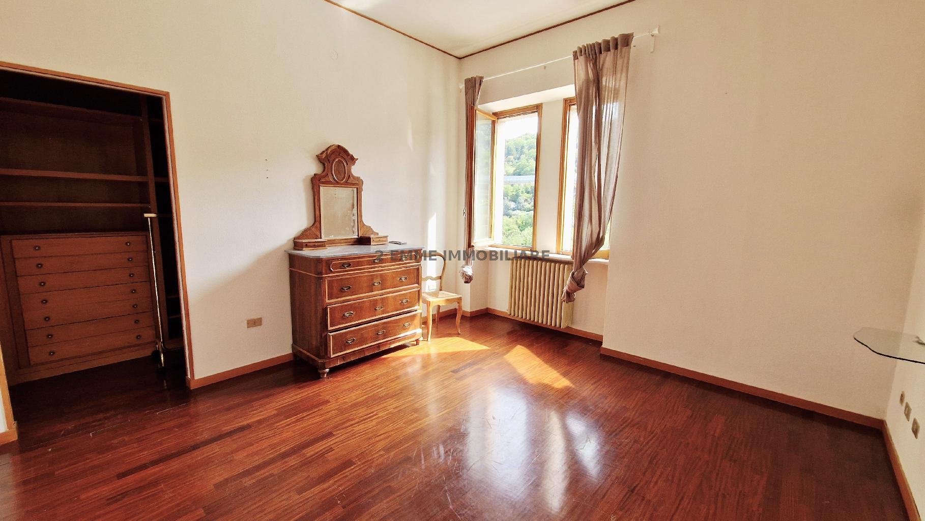 5262 - VILLA VENDITA ASCOLI PICENO ZONA CENTRO STORICO - € 340.000 14