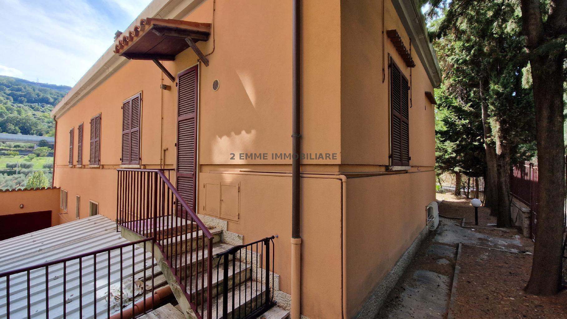 5262 - VILLA VENDITA ASCOLI PICENO ZONA CENTRO STORICO - € 340.000 23