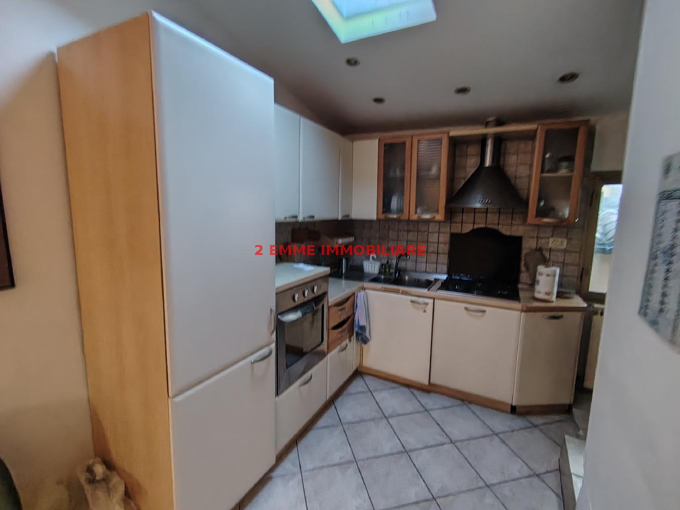 5271 - APPARTAMENTO VENDITA ASCOLI PICENO ZONA CENTRO STORICO - € 75.000 2
