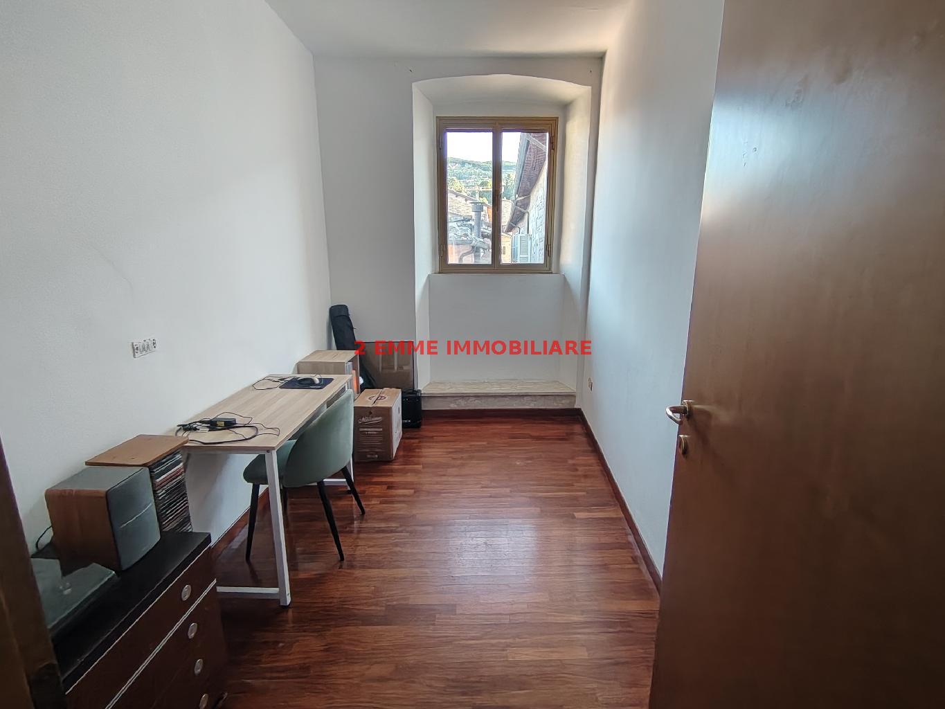 5271 - APPARTAMENTO VENDITA ASCOLI PICENO ZONA CENTRO STORICO - € 75.000 5