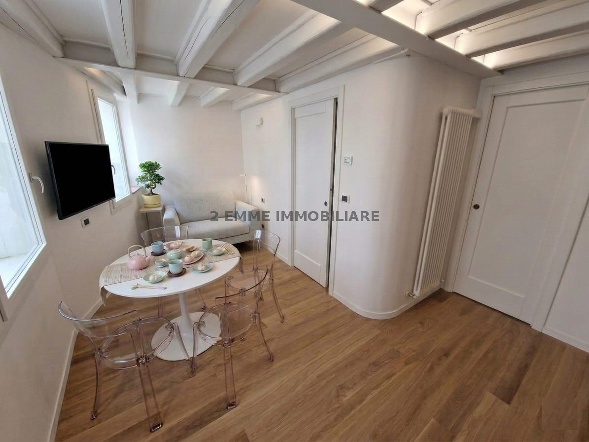 5276 - APPARTAMENTO RUAMAGI AFFITTO ASCOLI PICENO ZONA CENTRO - TRATTATIVA RISERVATA 2